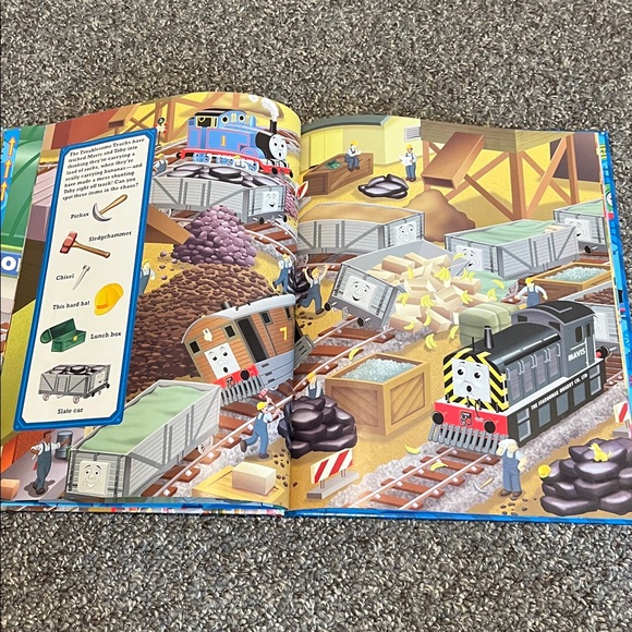 Thomas and friends look and find book - Picture 2 of 4